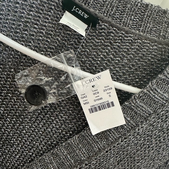 Jcrew gray/silver cardigan.Excellent condition with tags and original buttons, S - Picture 3 of 5